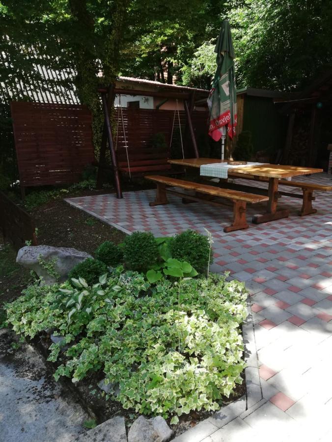 Holiday Home Mreznica Gornji Zvečaj Exterior foto